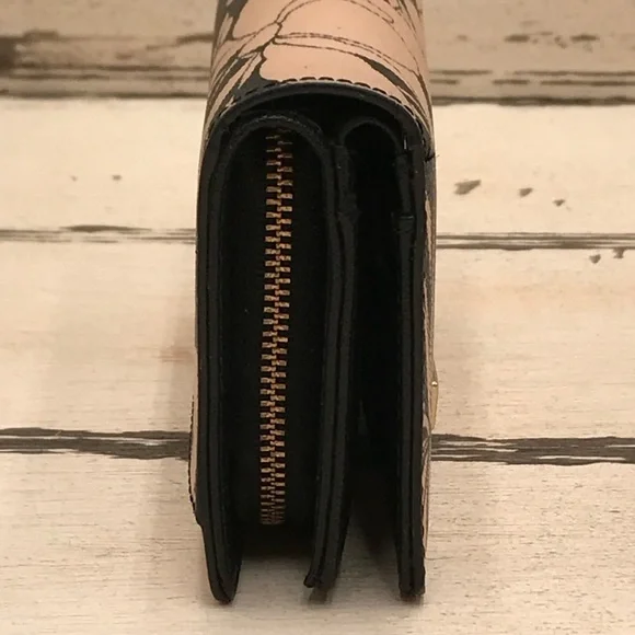 Kate Spade Laurel Way gardenia Wallet - Picture 9 of 11